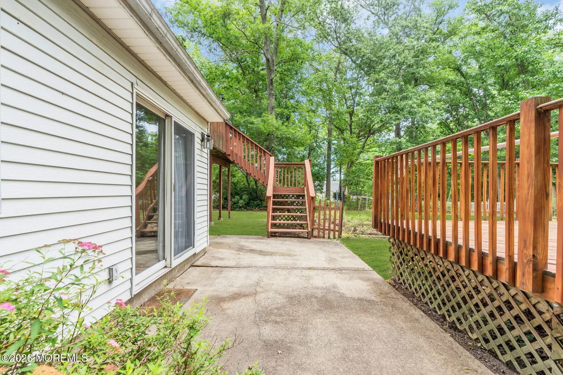 Photo of 114 Locust Avenue