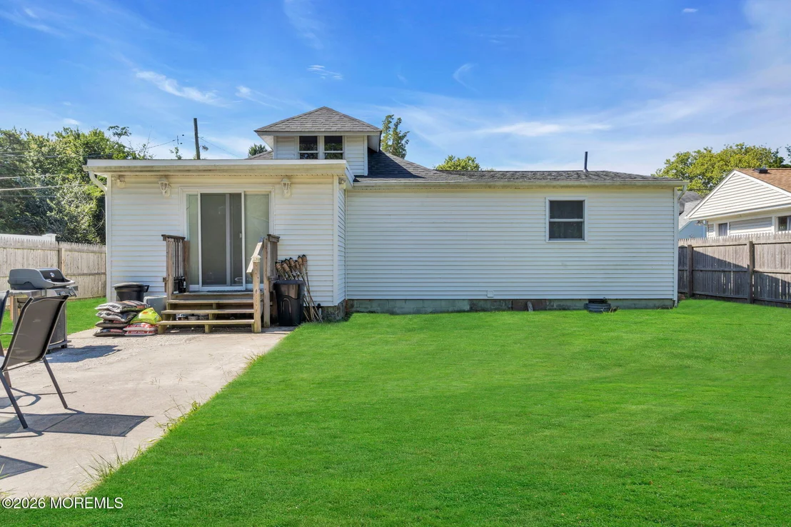 Photo of 49 Illinois Avenue