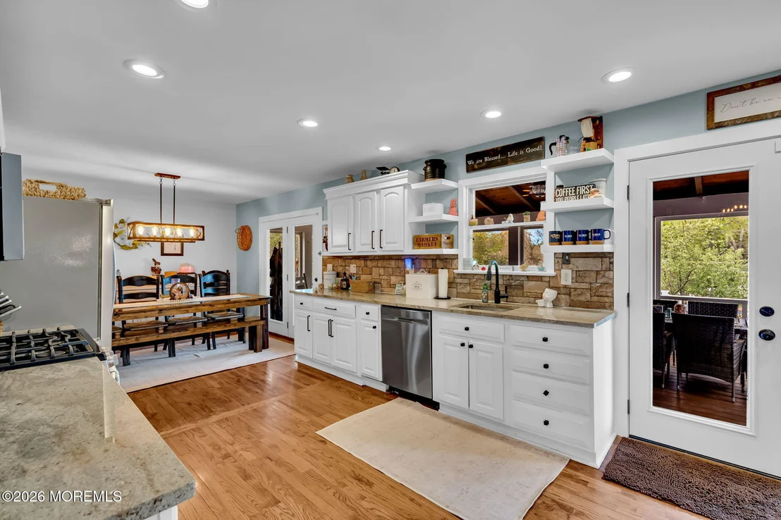 Photo of 4 Oak Leaf Lane