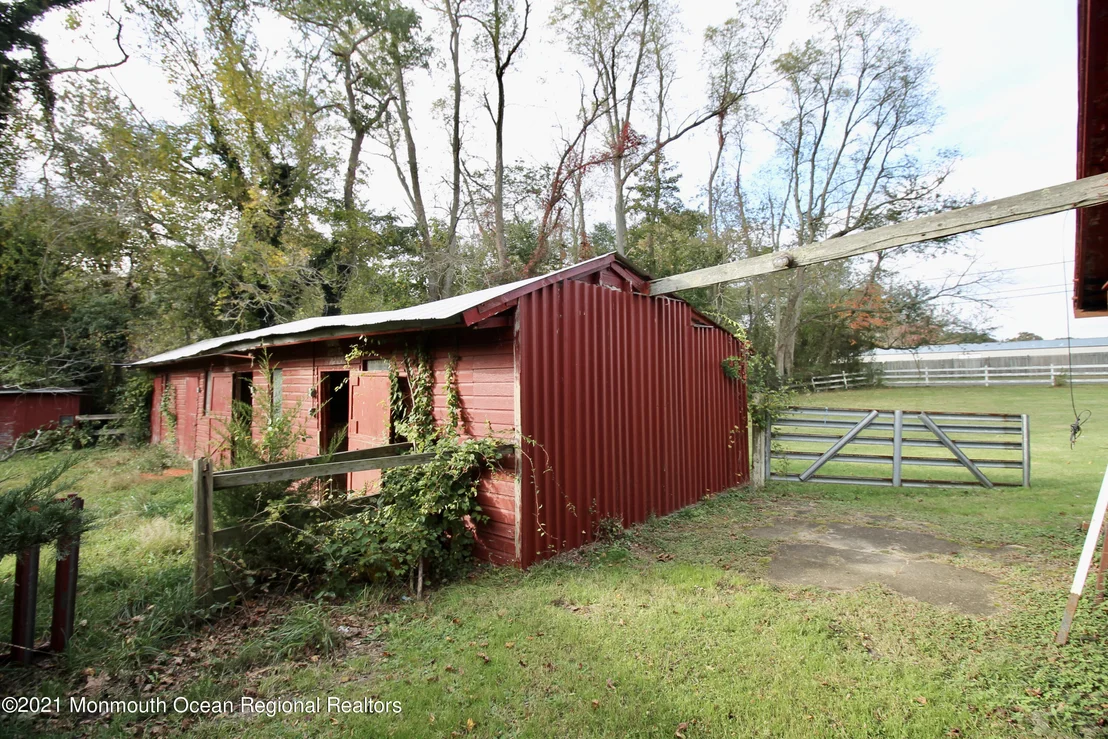 Photo of 195 Bennett Road