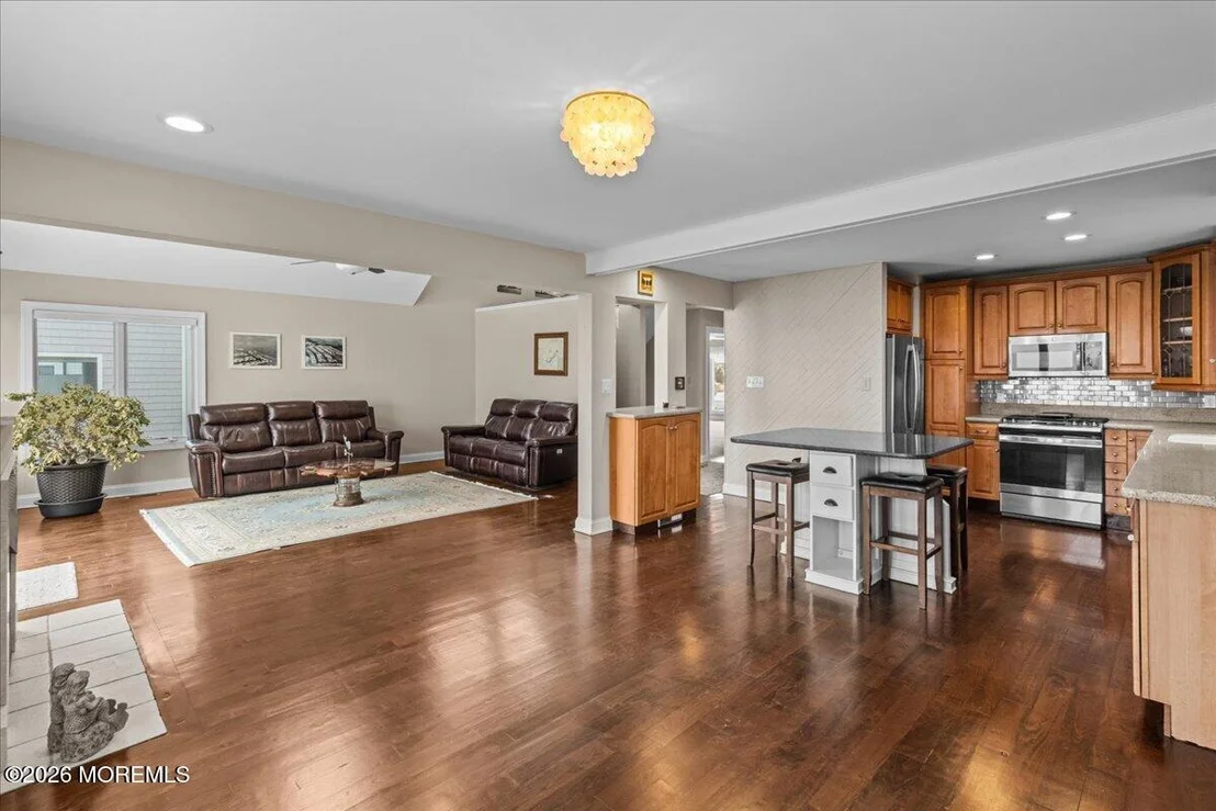 Photo of 63 Ohio Drive