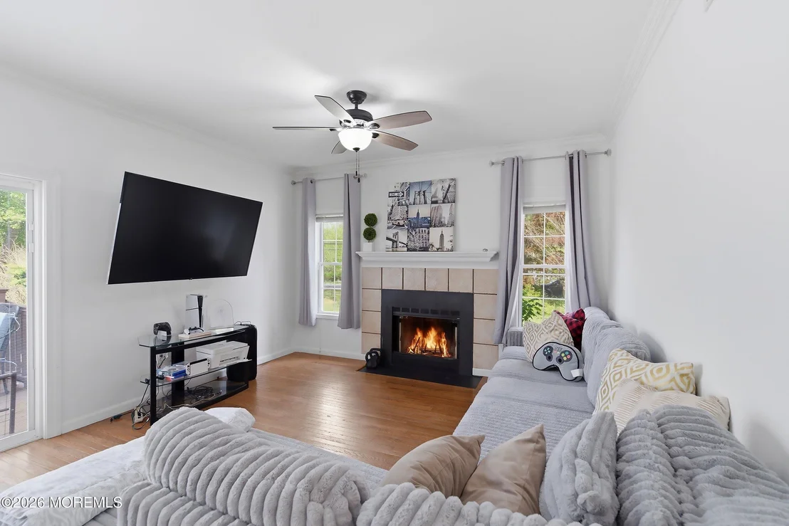 Photo of 406 Burke Road