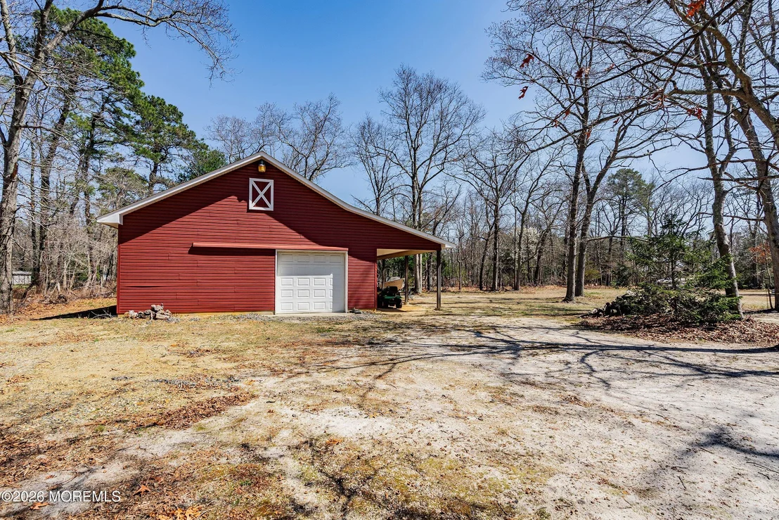 Photo of 745 Oak Glen Road