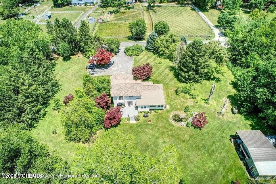 Photo of 150 Easy Street