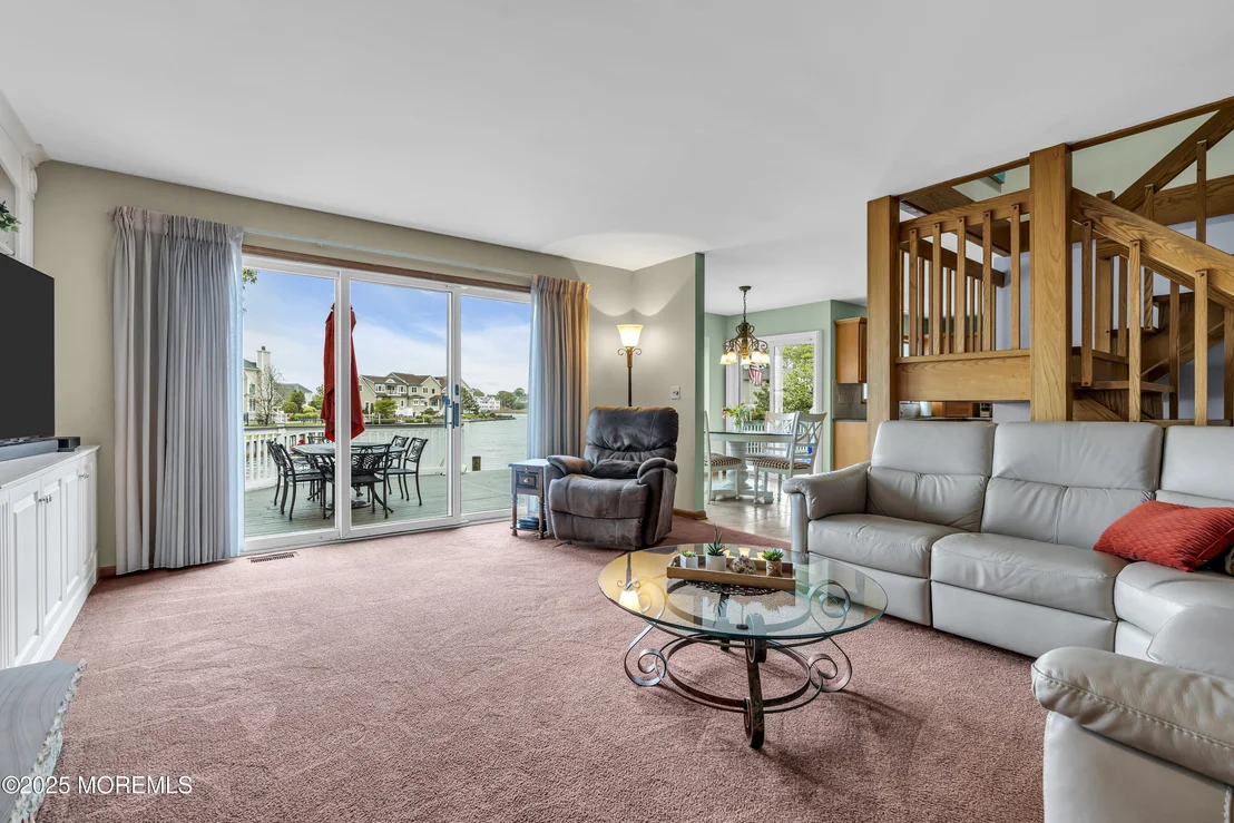 Photo of 560 Midwood Drive