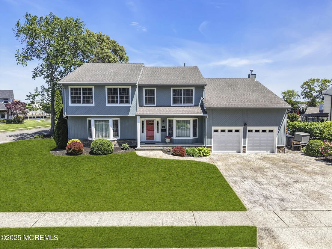 Photo of 560 Midwood Drive