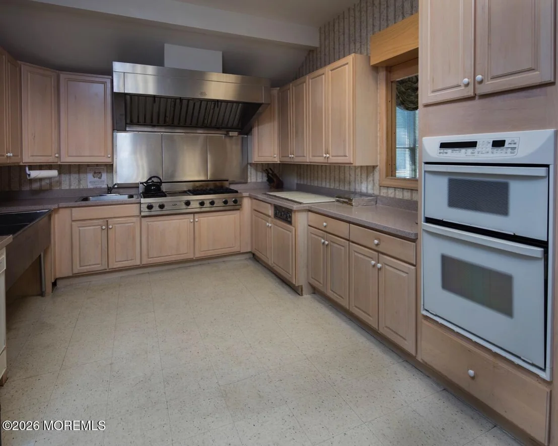 Photo of 1214 Winding Brook Way