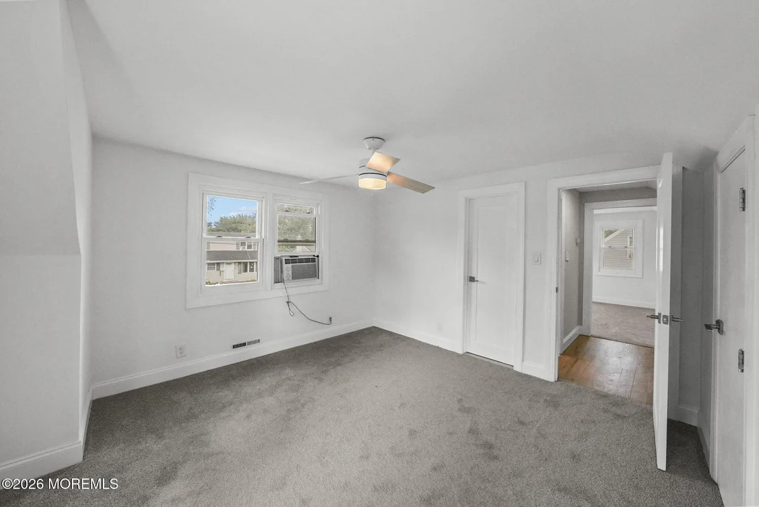 Photo of 105 Roosevelt Drive