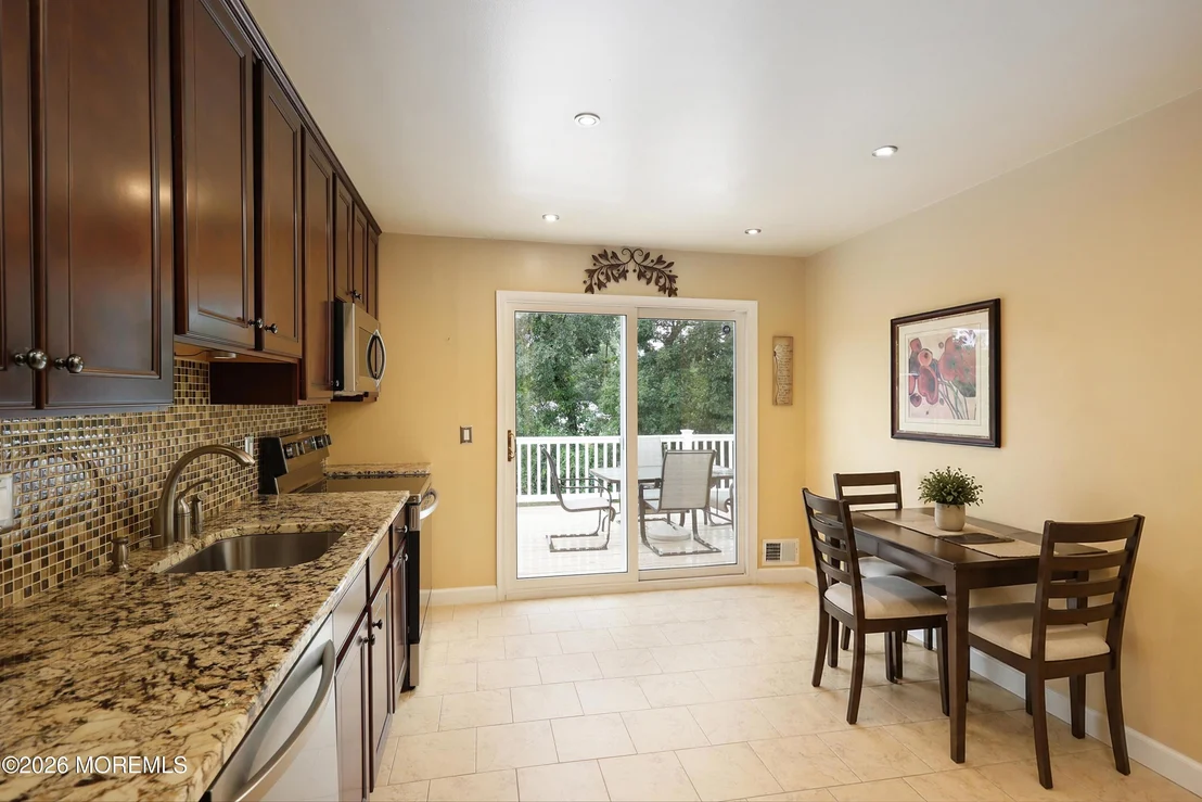 Photo of 514 Oakview Drive
