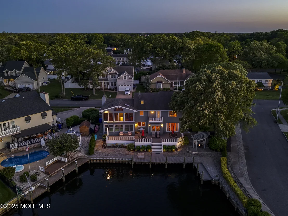 Photo of 560 Midwood Drive