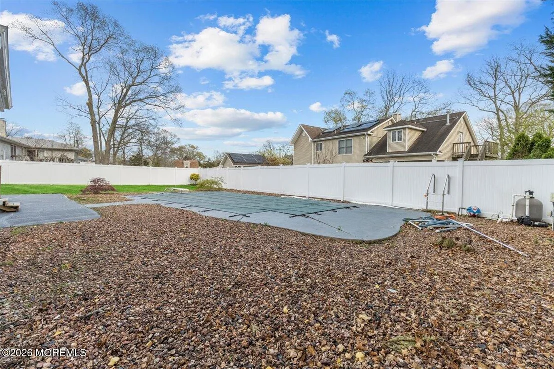 Photo of 353 Constitution Drive