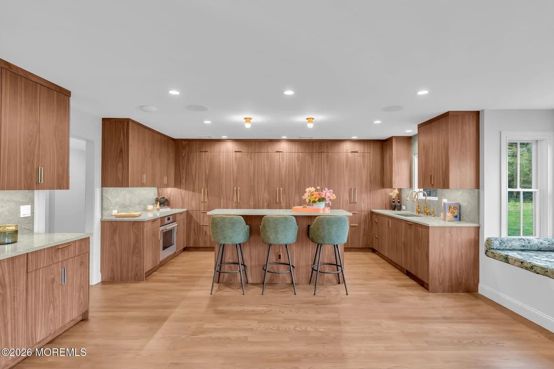 Photo of 181 Rumson Road