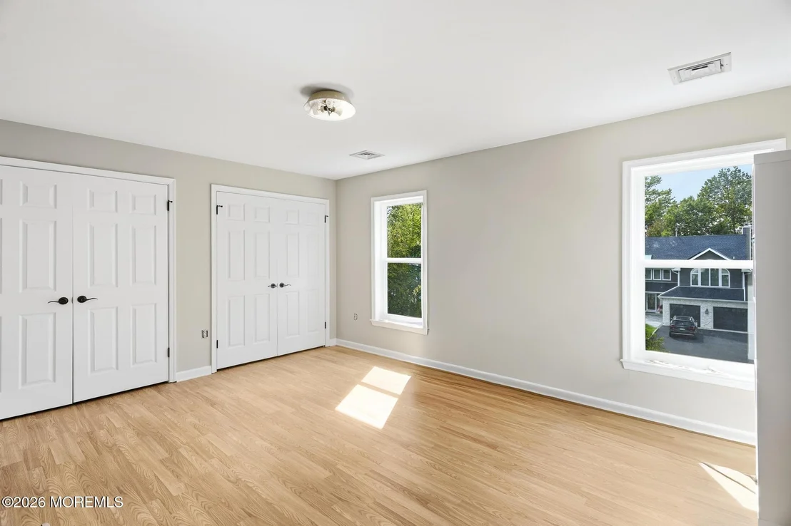 Photo of 711 Tall Oaks Drive