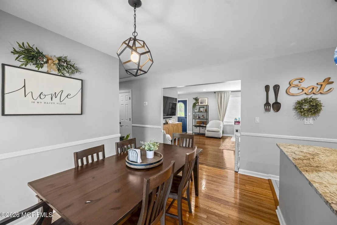 Photo of 213 Lloyd Road