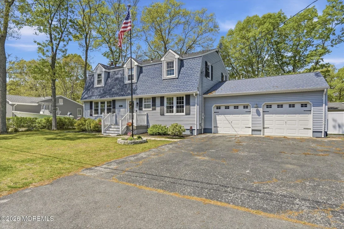 Photo of 234 Spruce Lane