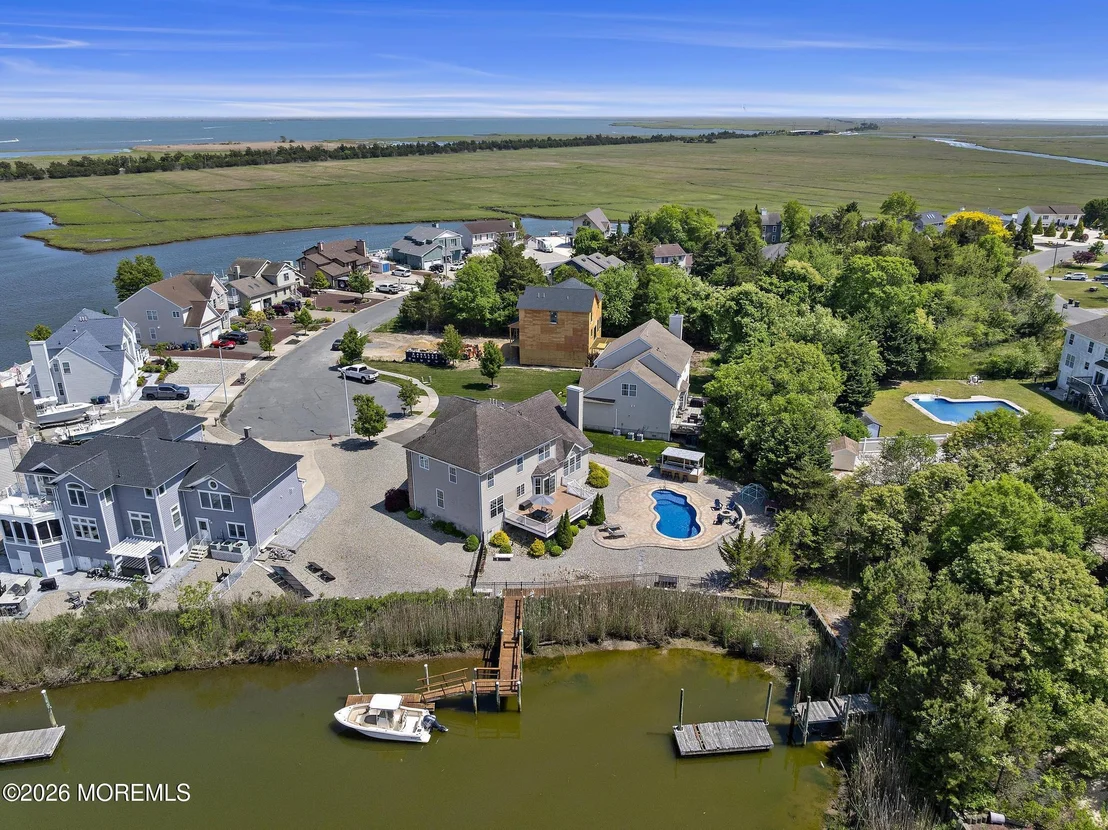 Photo of 40 Overlook Drive