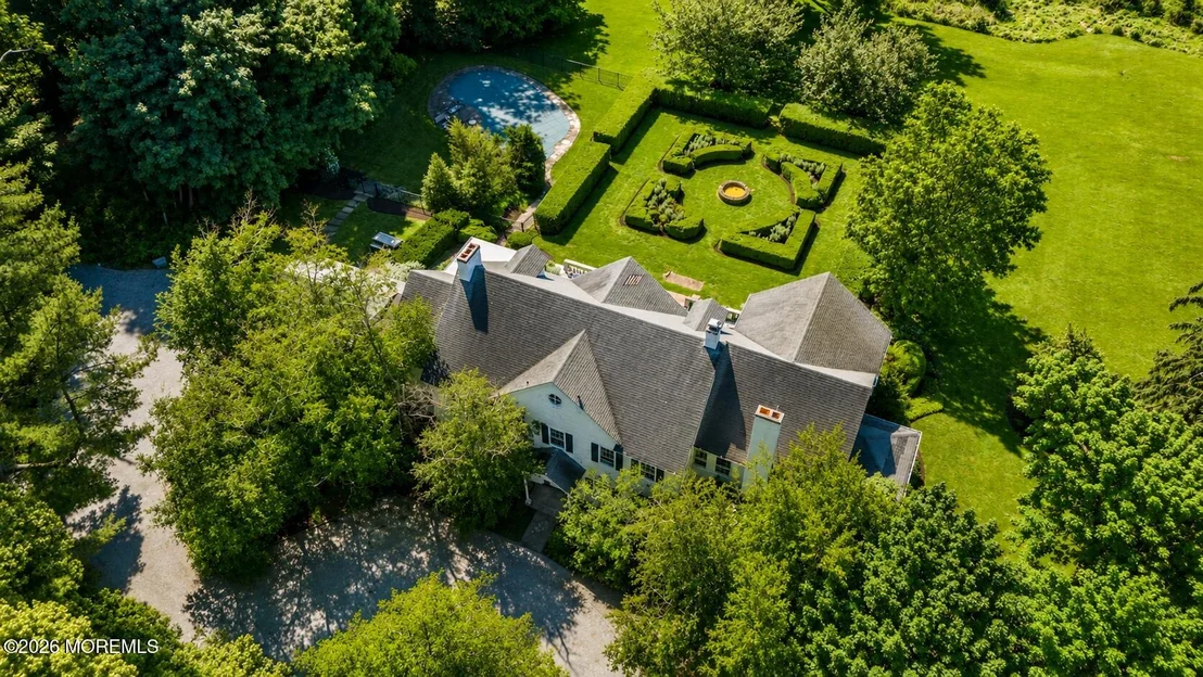 Photo of 83 Ridge Road