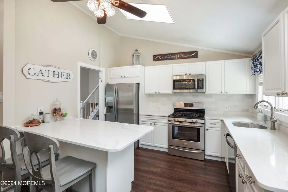 Photo of 37 Lafayette Drive