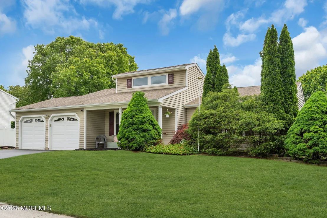 Photo of 7 Sweetbriar Trail