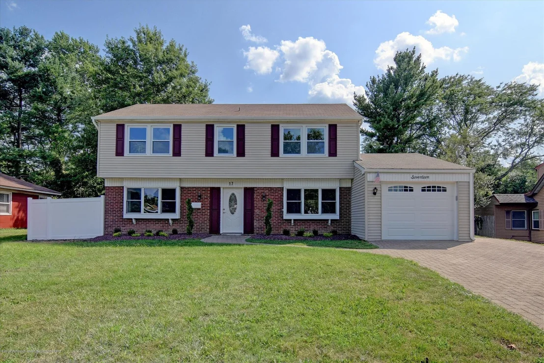 Photo of 17 Ardmore Lane