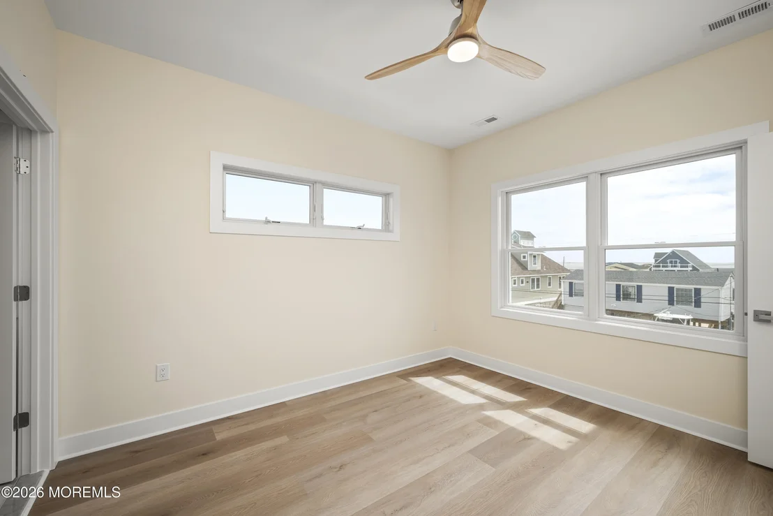 Photo of 370 Kingfisher Road