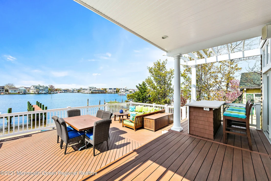 Photo of 770 North Drive