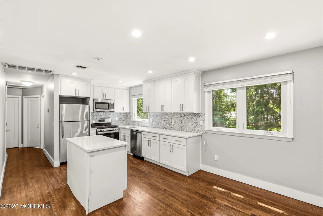 Photo of 687 Northstream Drive