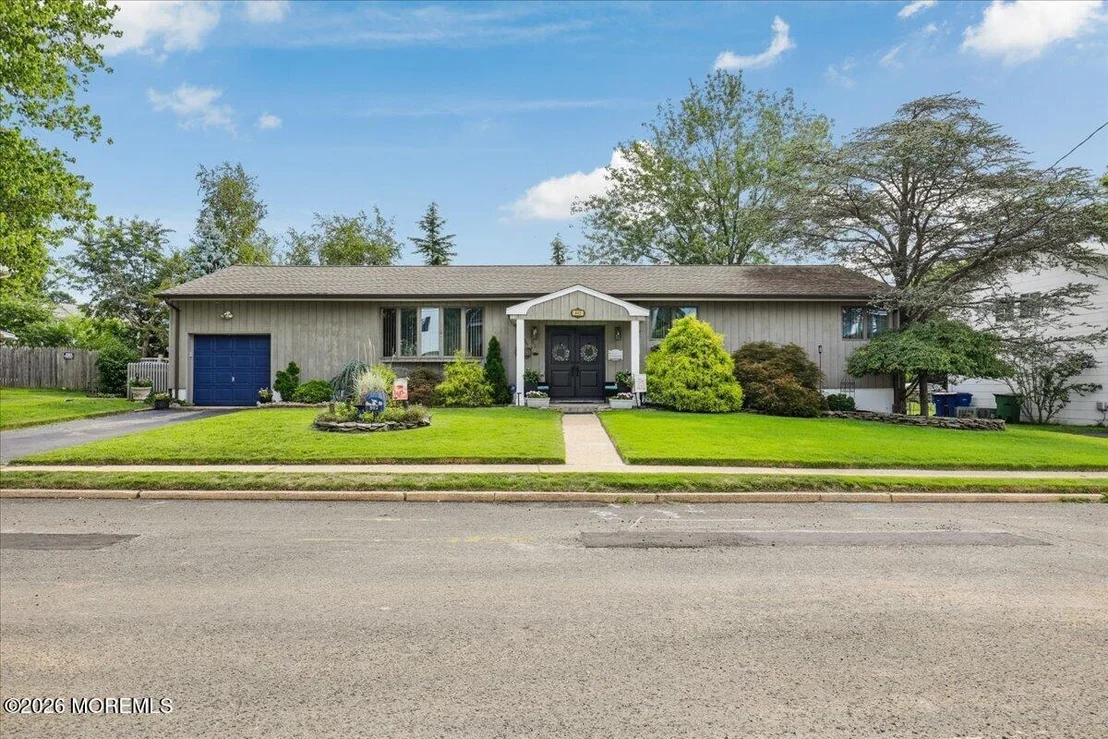 Photo of 802 Stamford Drive