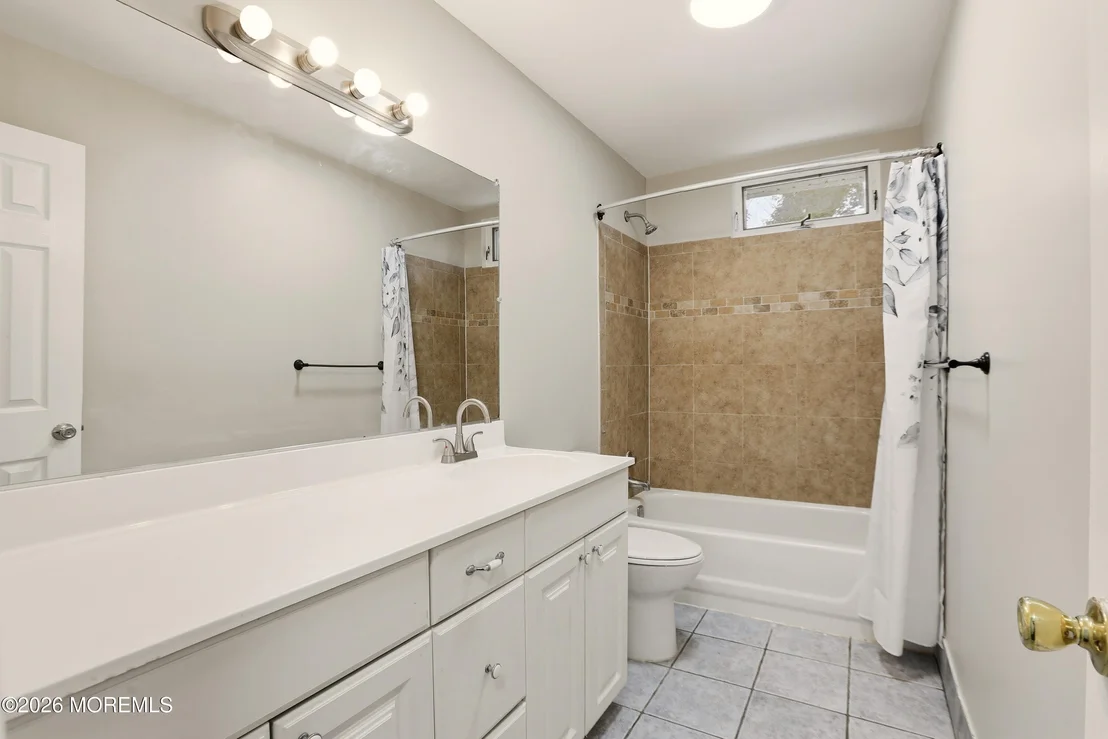 Photo of 108 Lake Deerbrook Drive