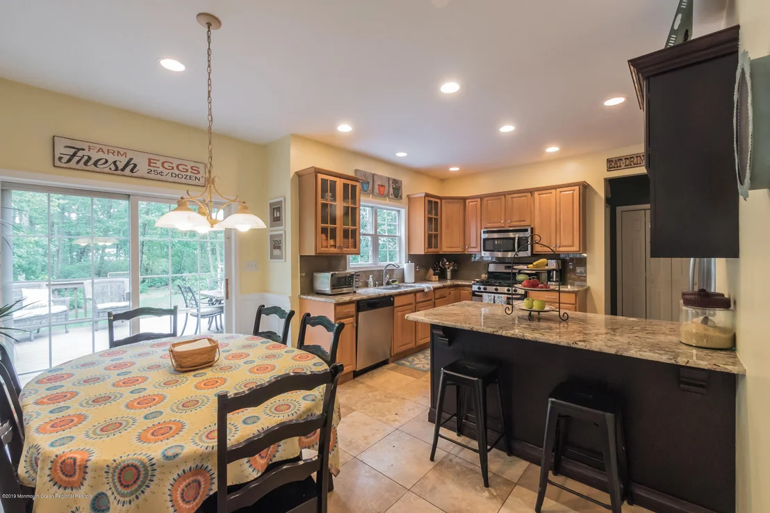 Photo of 12 Oak Leaf Drive