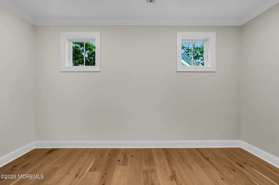 Photo of 1237 Benedict Street