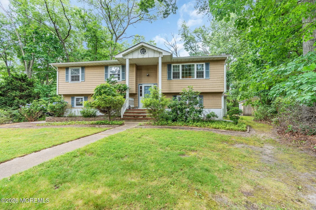 Photo of 114 Locust Avenue