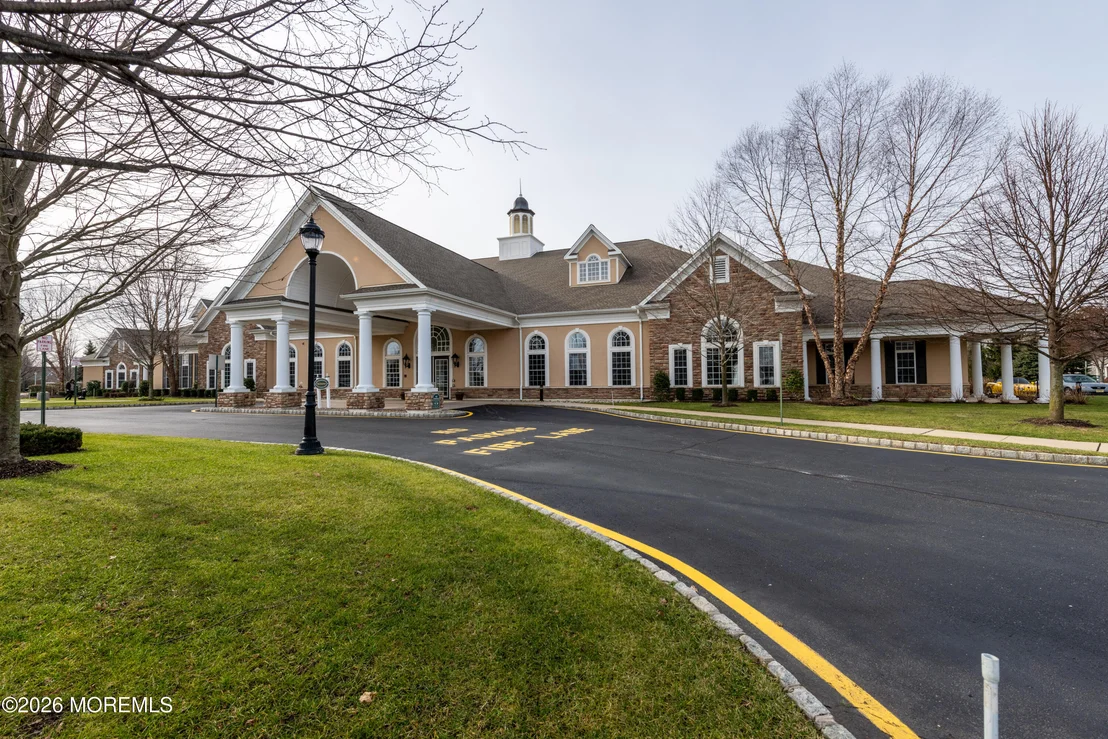 Photo of 98 Stamford Drive