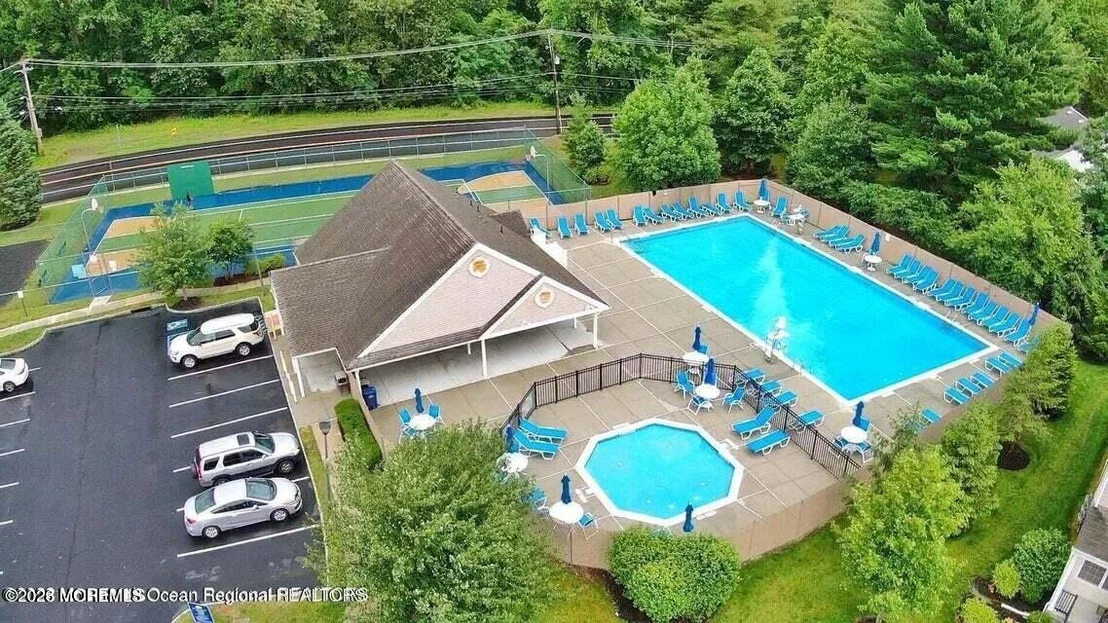 Photo of 357 Brookfield Drive