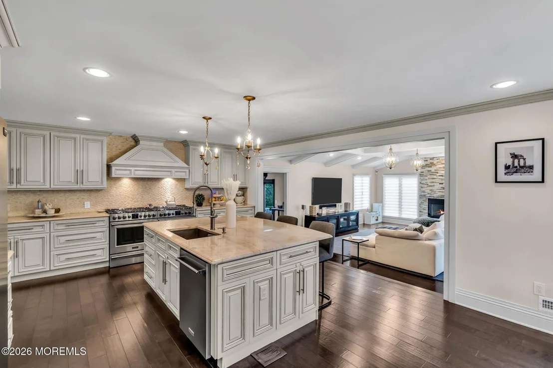 Photo of 12 Meadowview Drive