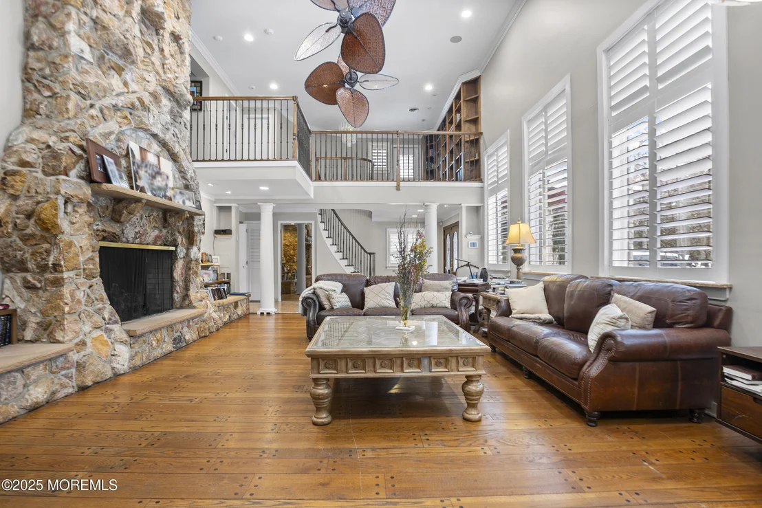 Photo of 780 Green Valley Road