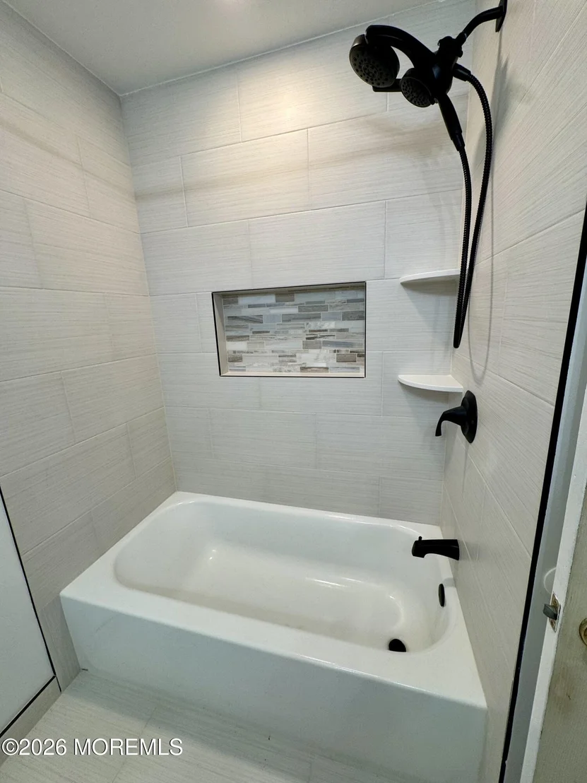 Photo of 21 Sylvan Boulevard