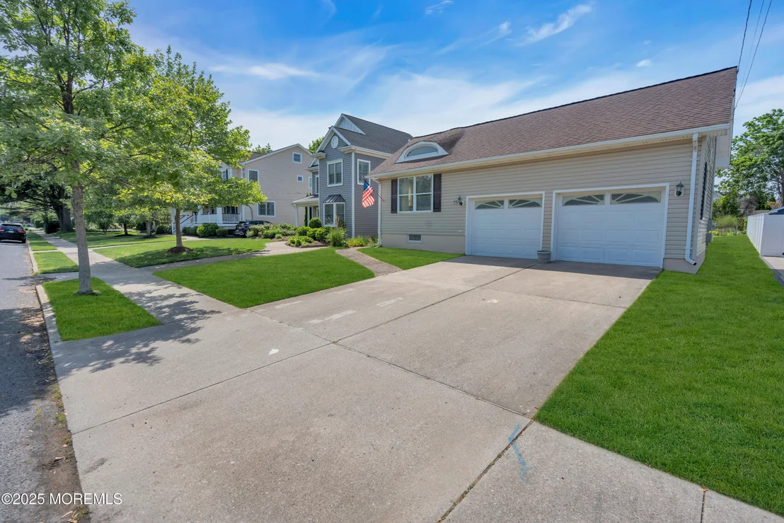 Photo of 75 Minerva Avenue
