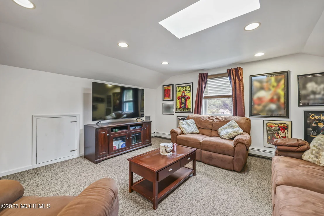 Photo of 67 Crest Drive