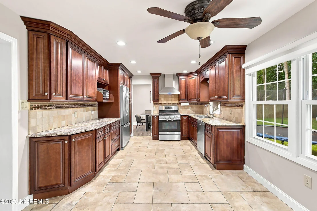 Photo of 20 Hemlock Hill Road