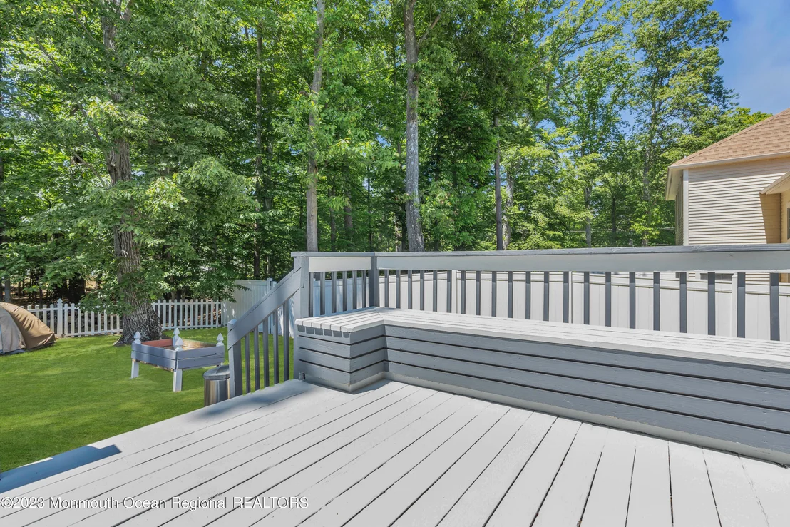 Photo of 7 Spruce Hollow Drive