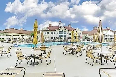 Photo of 4 Bay Head Court