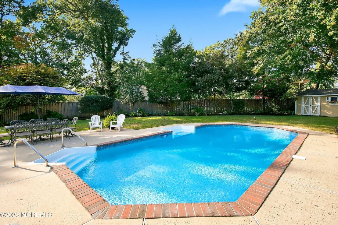 Photo of 75 Chestnut Avenue