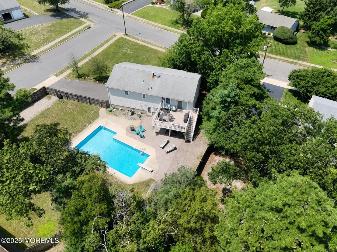 Photo of 420 Crestview Terrace