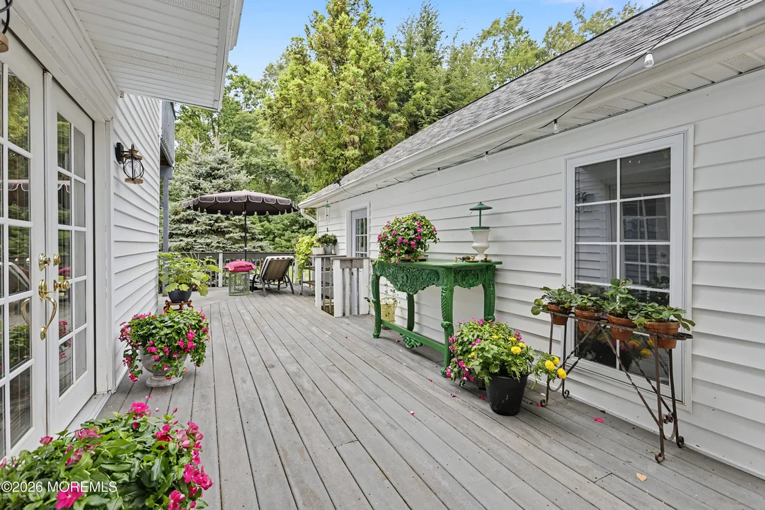 Photo of 700 Wright Debow Road