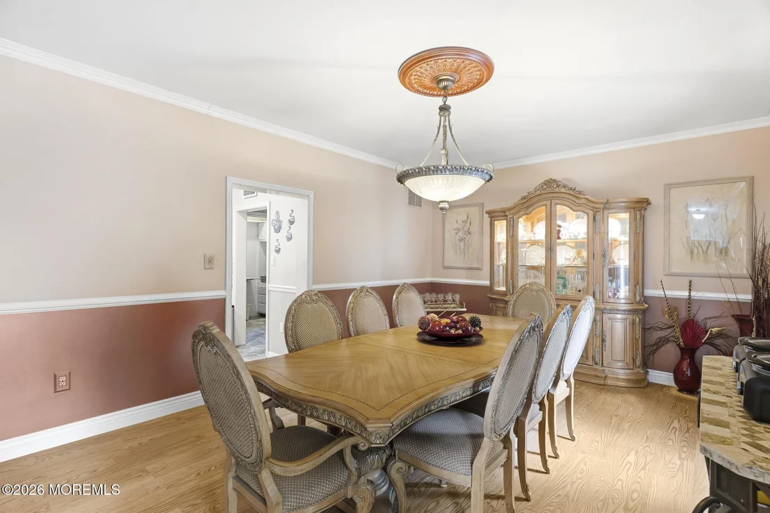 Photo of 711 Tall Oaks Drive