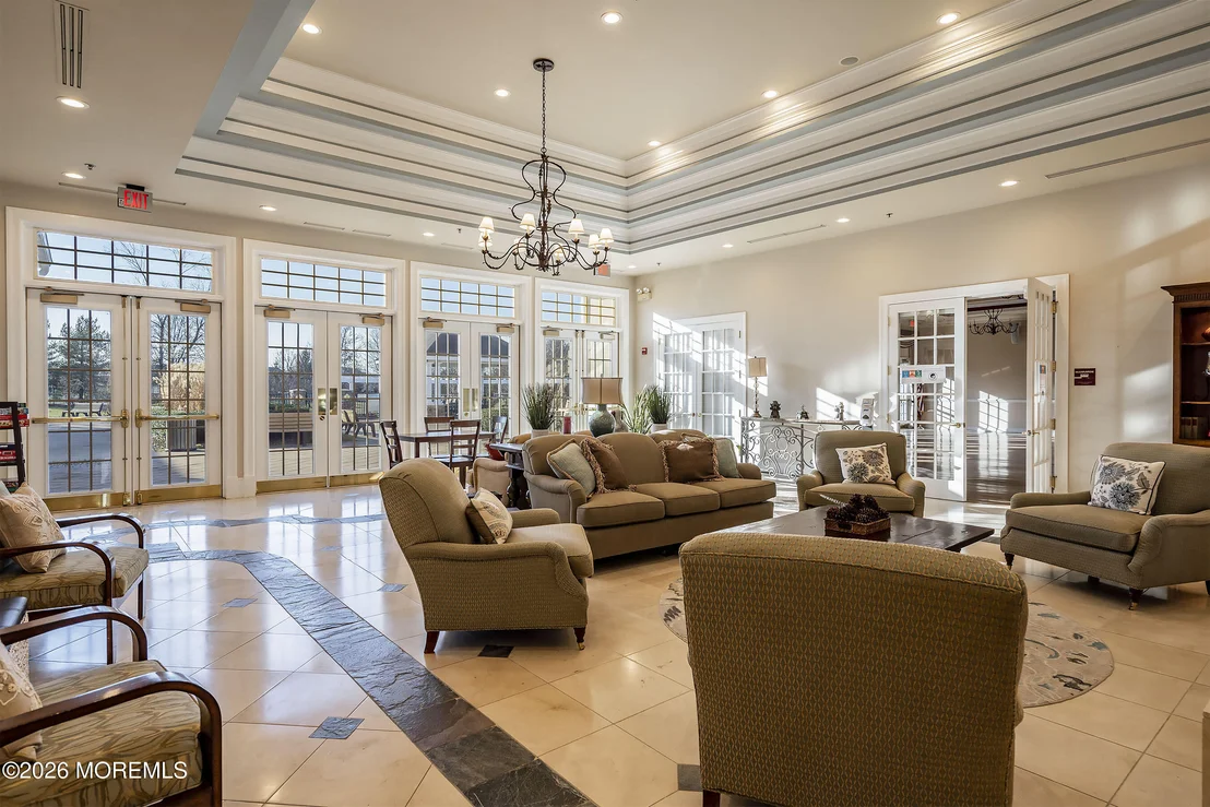 Photo of 1 Colonial Way