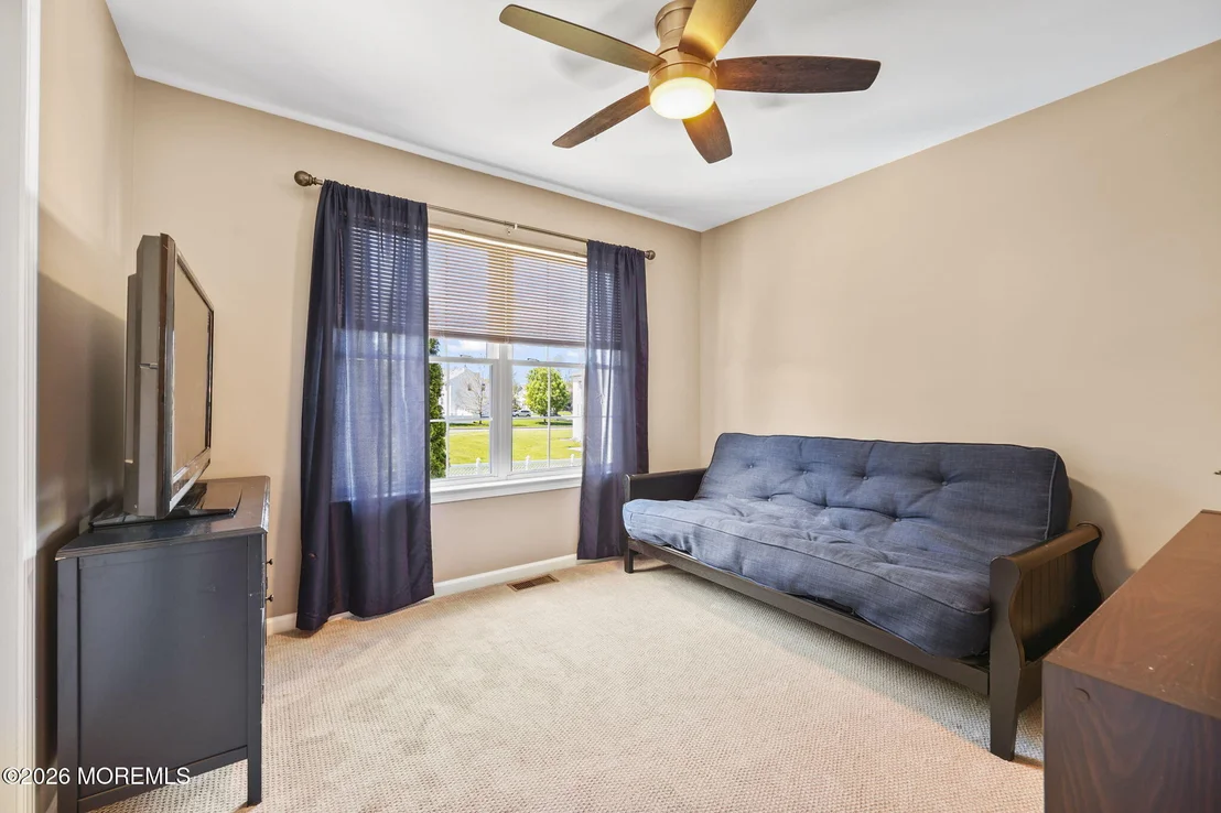 Photo of 389 Fordham Place