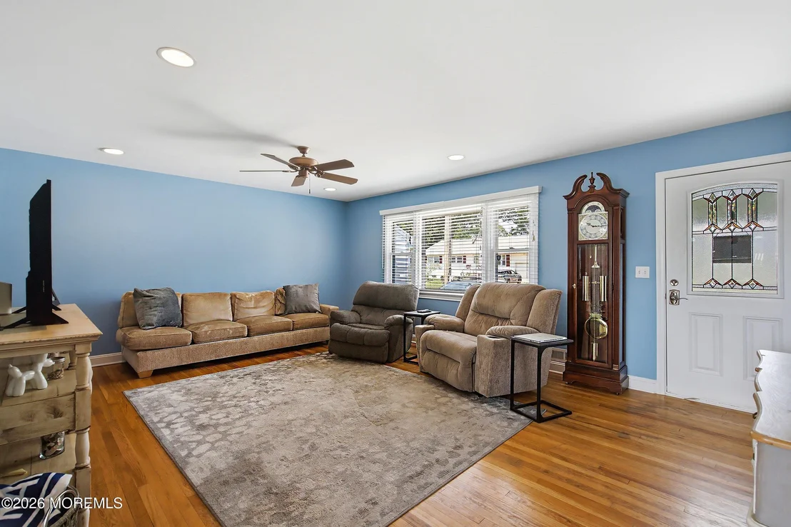 Photo of 412 Midstreams Road