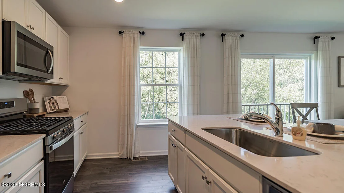 Photo of 46 E 3rd Street